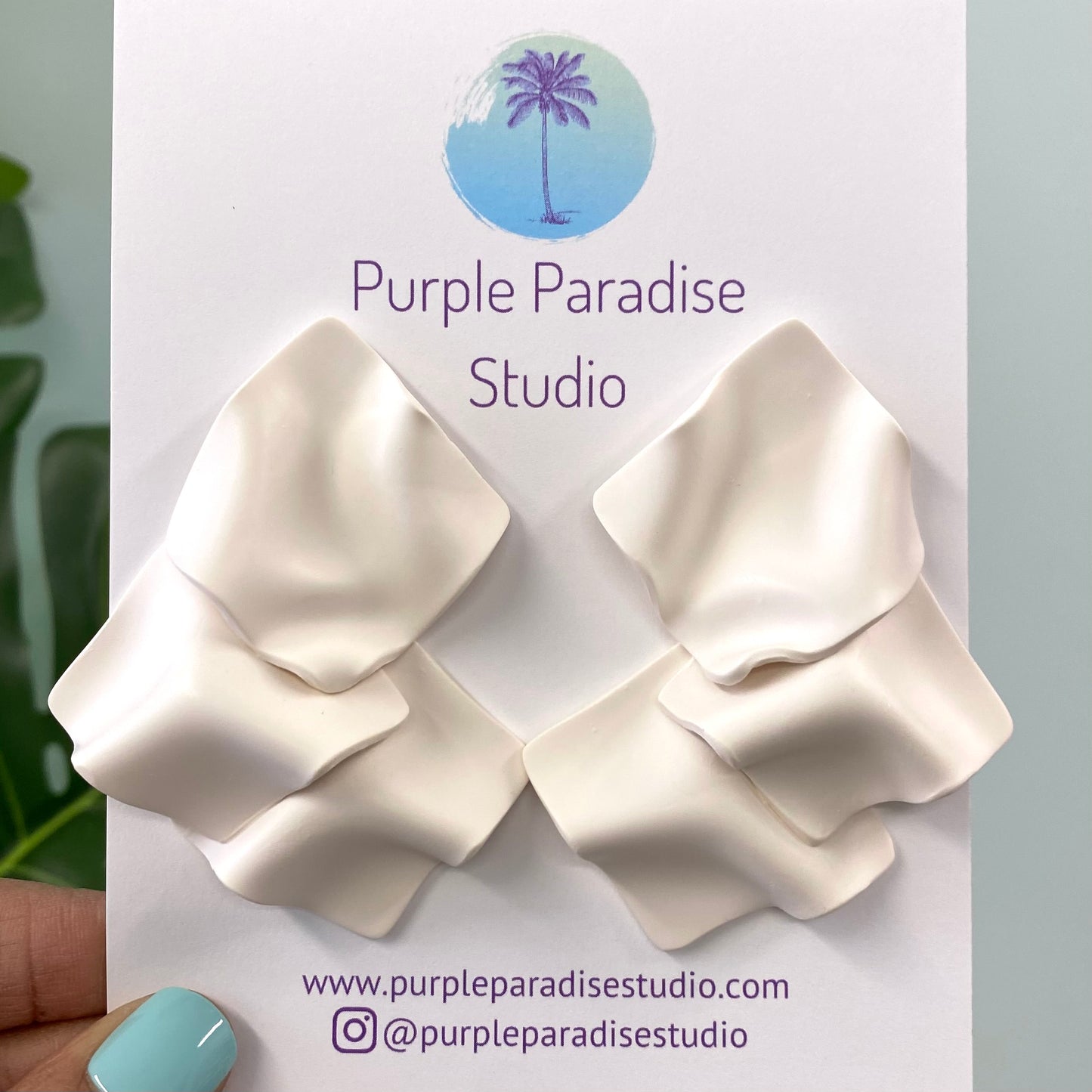 Cascading Drapes PREORDER