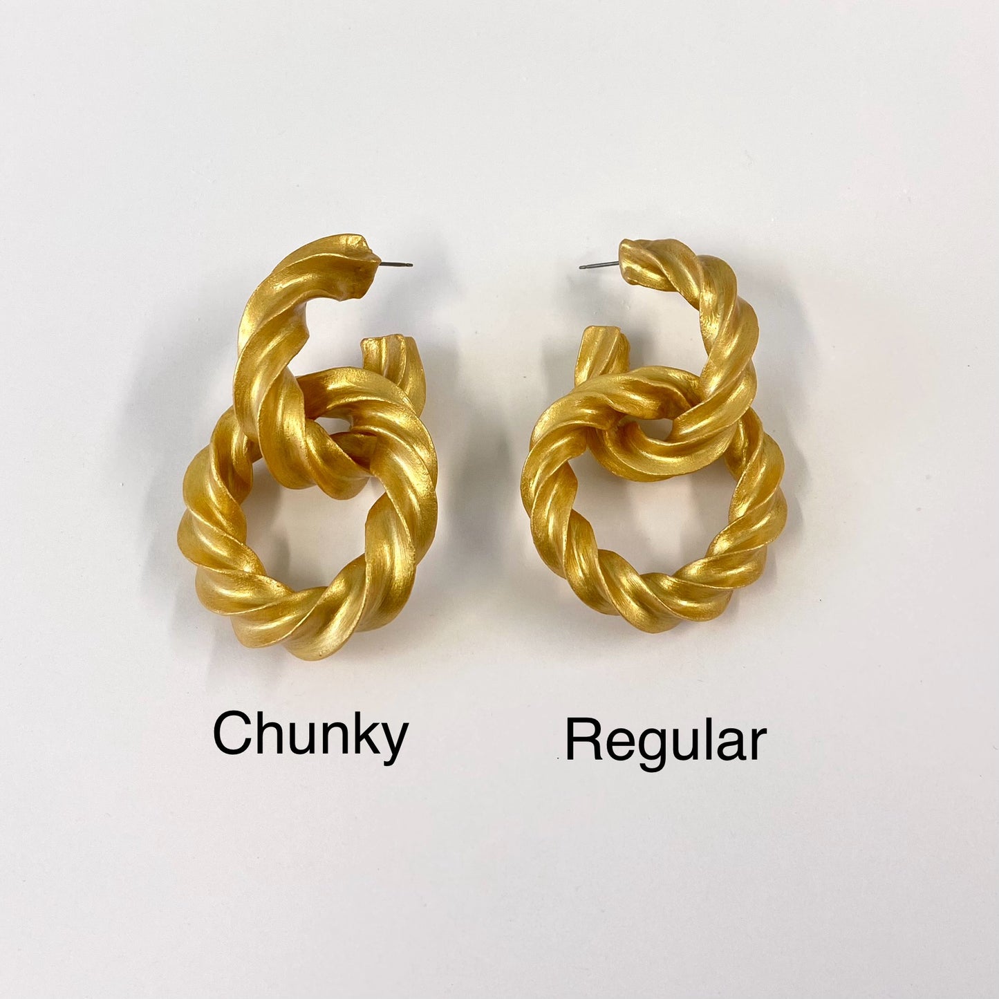 Convertible Twisted Links (Preorder)