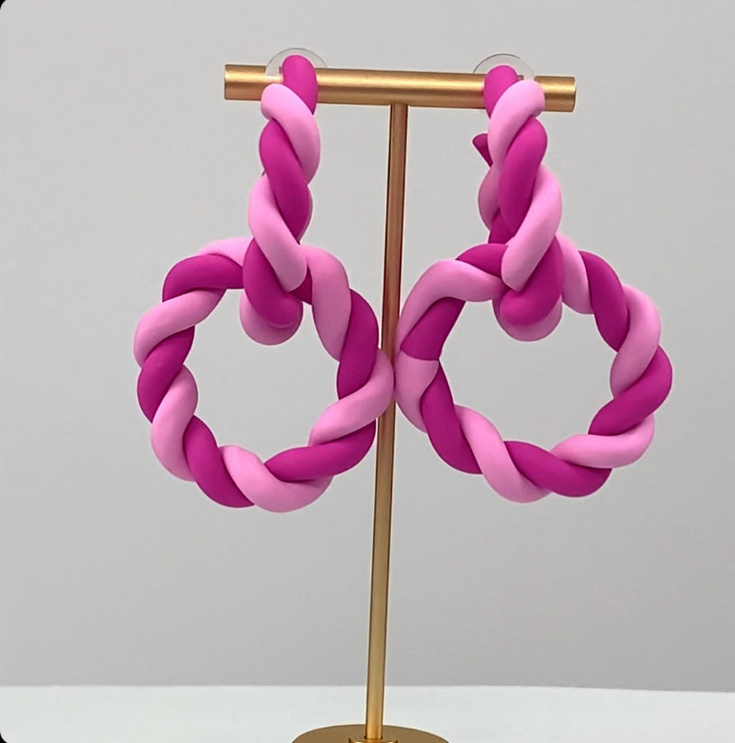 Convertible Twisted Links