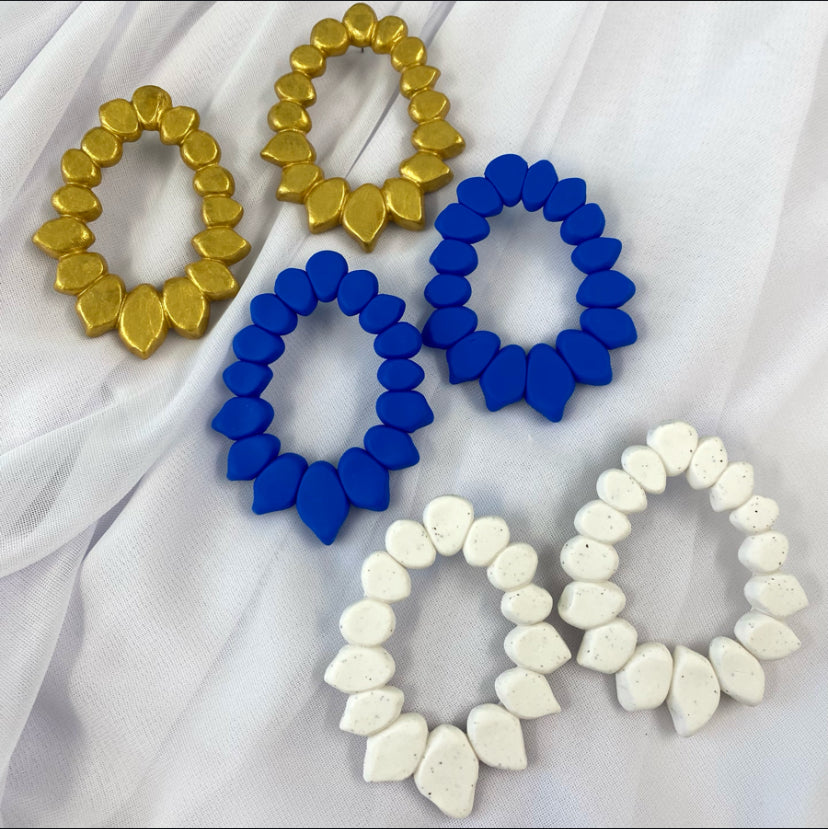 Pebbles Studs (Preorder)