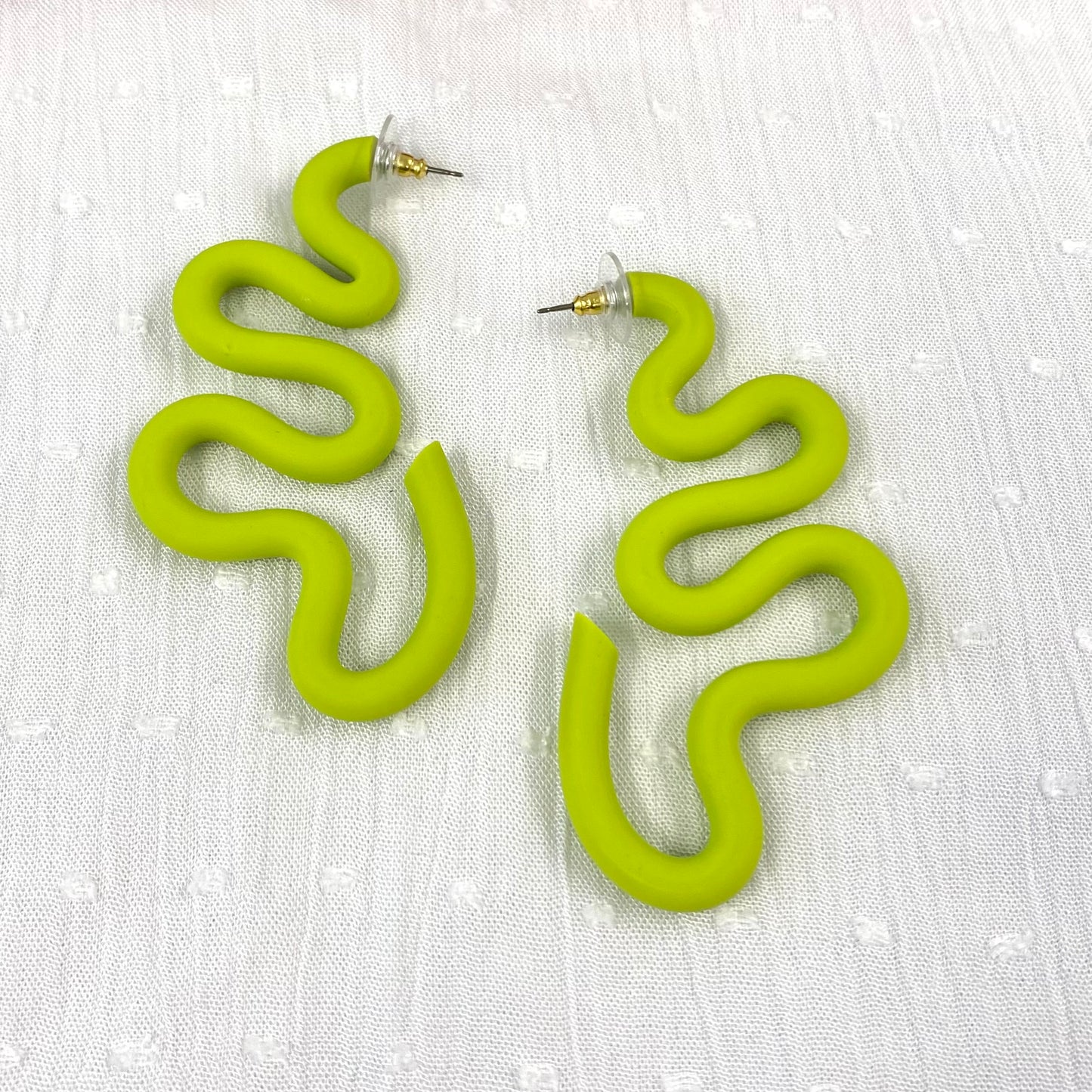 Medium Lime Wiggle Stud